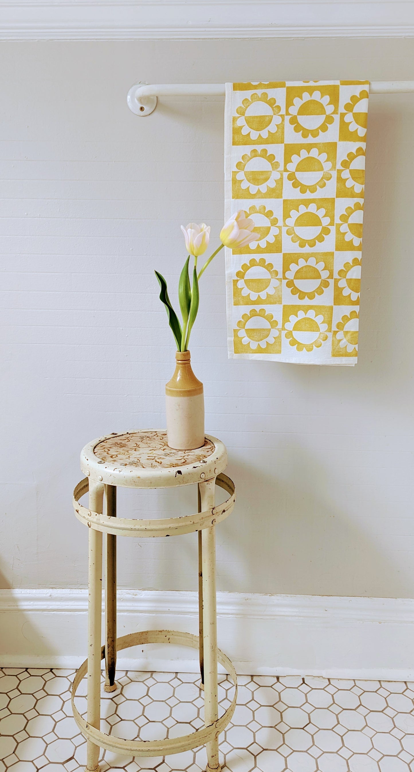 block printed kitchen towel : sun shadow
