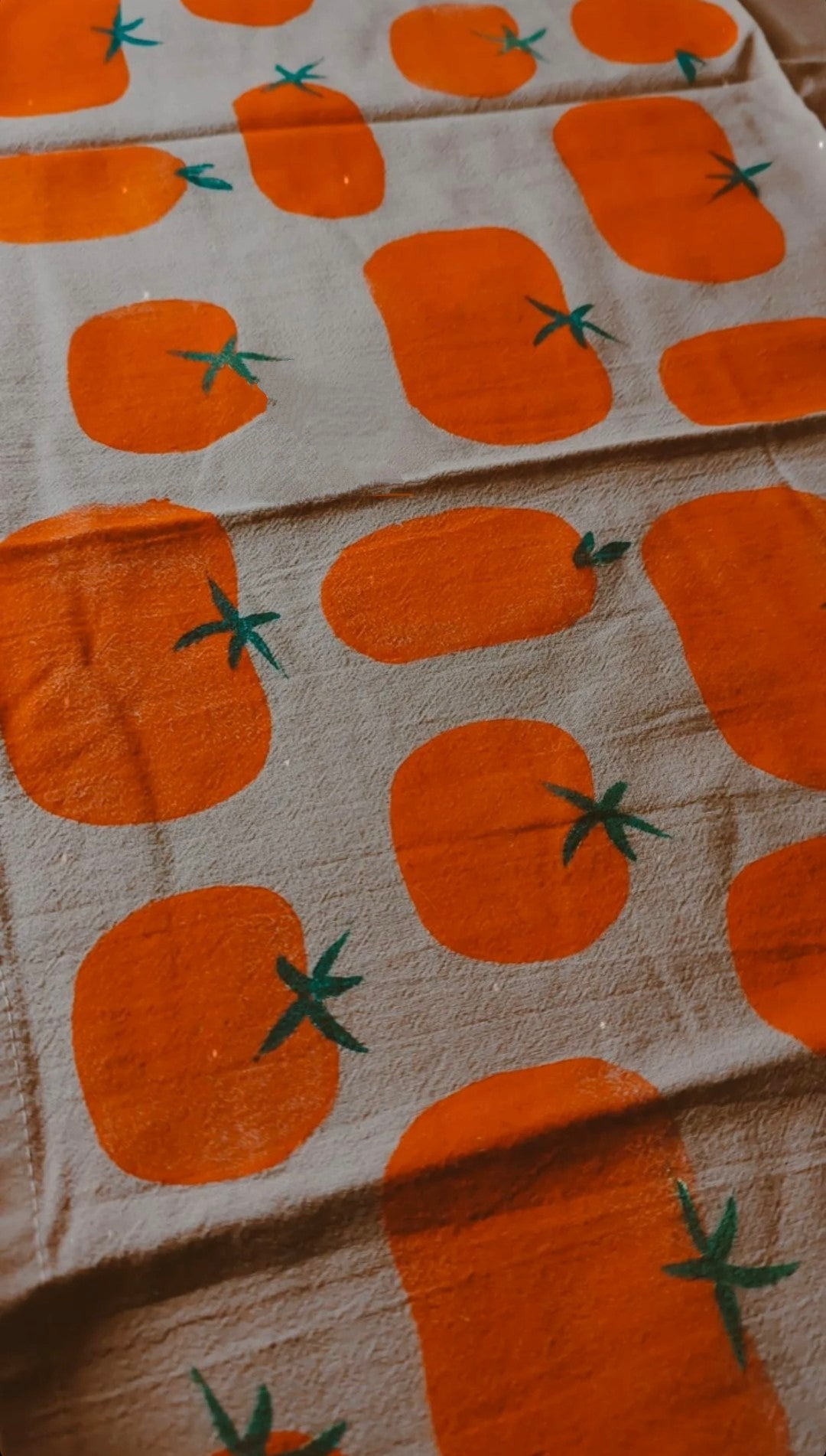 block printed kitchen towel : tomato / tom(ah)to